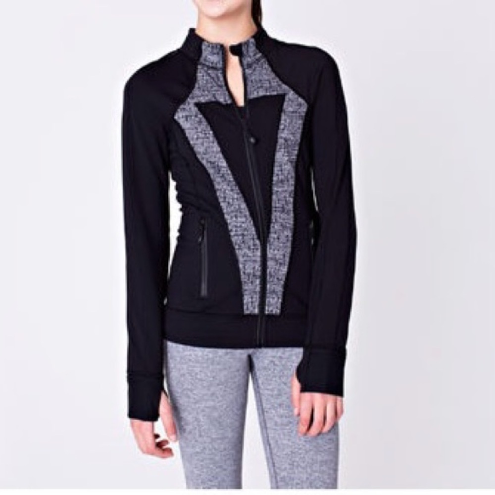 Ivivia by Lululemon Perfect Practice Jacket size 8